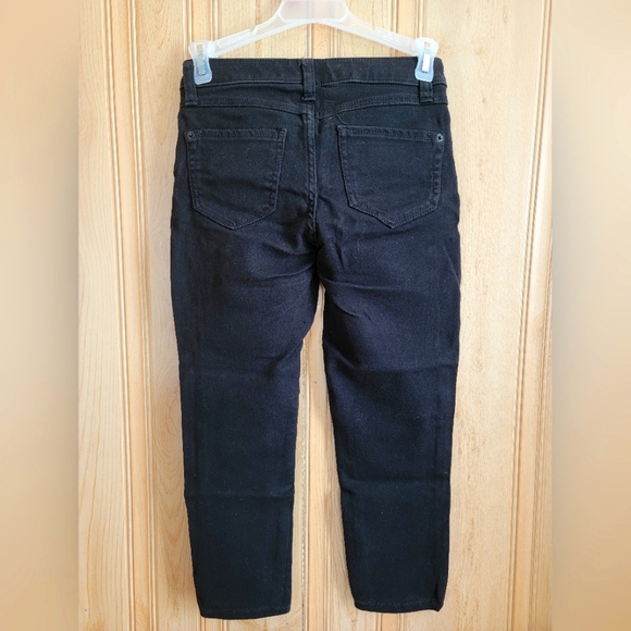 No Boundaries Black Capri Pants - Picture 3 of 3